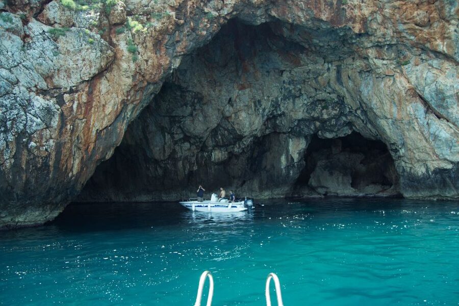 Georgioupolis: Rent a Boat Safari Sea Tour - Who will enjoy this most?