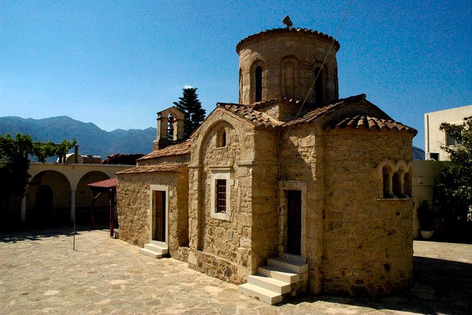 Georgioupolis Safari Off Road Tours Outdoor Activities Land Rover Defender - Sfakia combines a castle, swimming, and a family meal