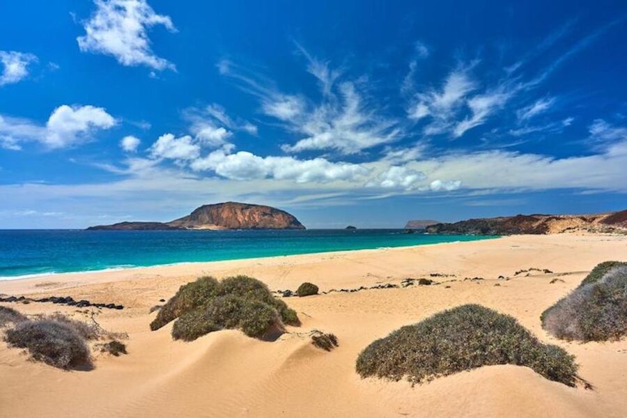 Graciosa Island: Jeep Safari Playa De las Conchas - Key points to know before you book