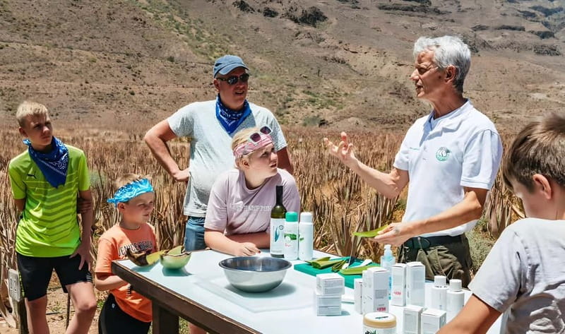 Gran Canaria: Premium Safari 4x4 Tour with Local Guide - The guide and language question