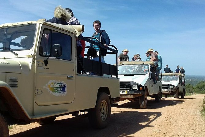 Half-Day Algarve Countryside and Villages Jeep Safari - A short café pause in Benafim