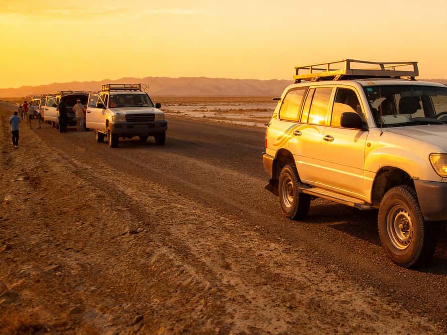 Hurghada: 6-Hour Jeep Desert Safari, Dinner, and Show - Key points to know before booking