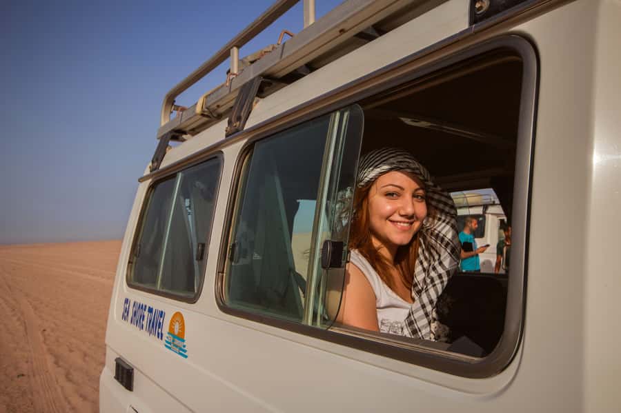 Hurghada: 6-Hour Jeep Desert Safari, Dinner, and Show - What the $34 price really covers