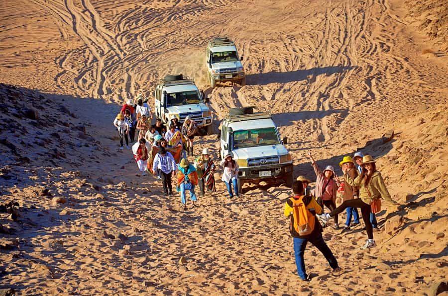 Hurghada: Safari Jeep & Camel Ride with BBQ Dinner & Show - From Hurghada hotels to open desert