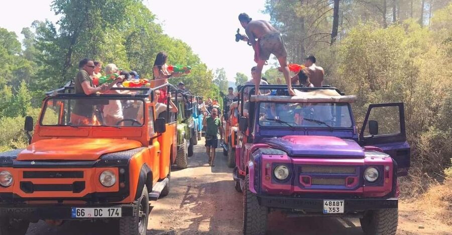 Icmeler Jeep Safari, Lunch, Water Fight, Colour & Foam Party - Guides, driving and the feel of the day