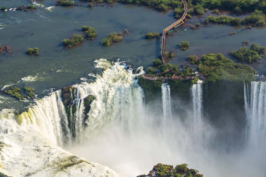 Iguassu Falls: Guided Tour & Macuco Safari on Pontoon Boats - Why the Brazilian side works so well