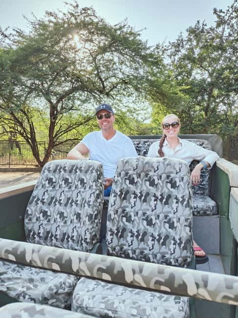 Jaipur: Jhalana Amagarh Leopard Reserve 4×4 Jeep Safari - The guide and driver matter