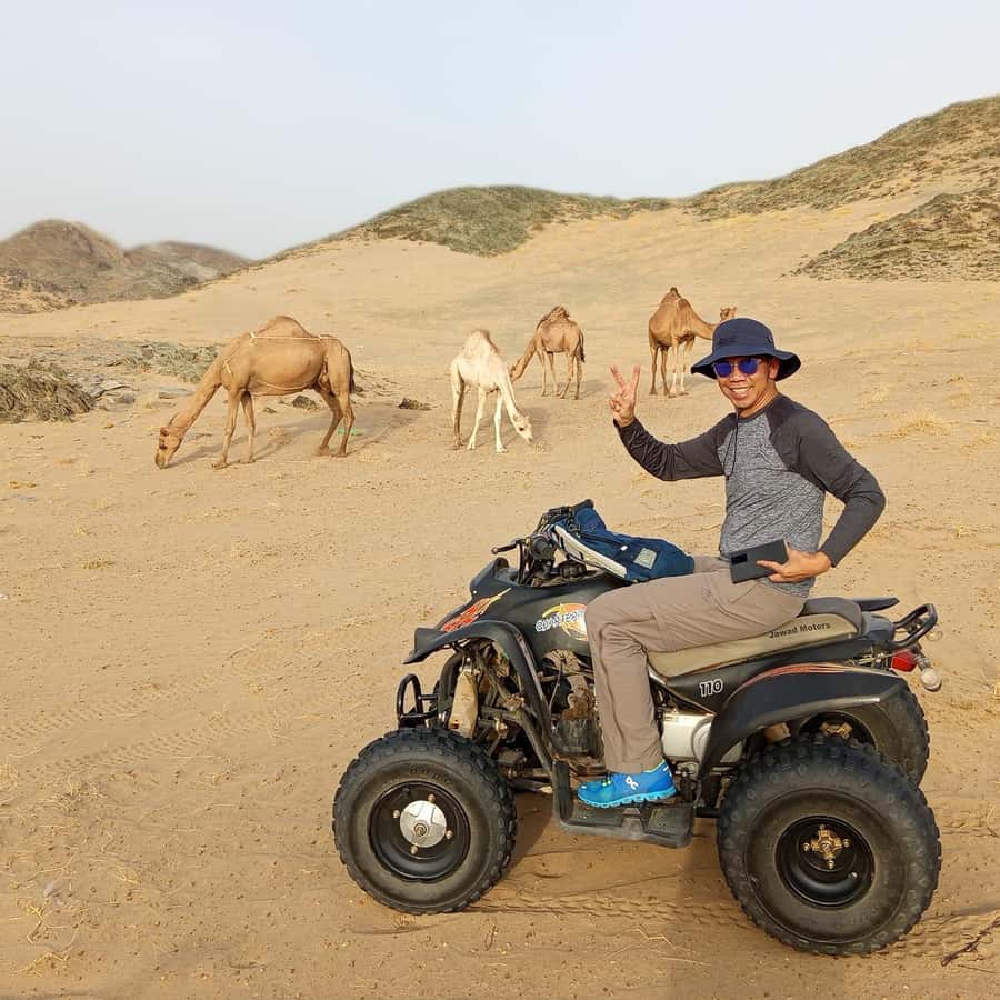 Jeddah Desert Safari: Quad Biking, Camel Farm & Sunset Views - Small details that make the day better