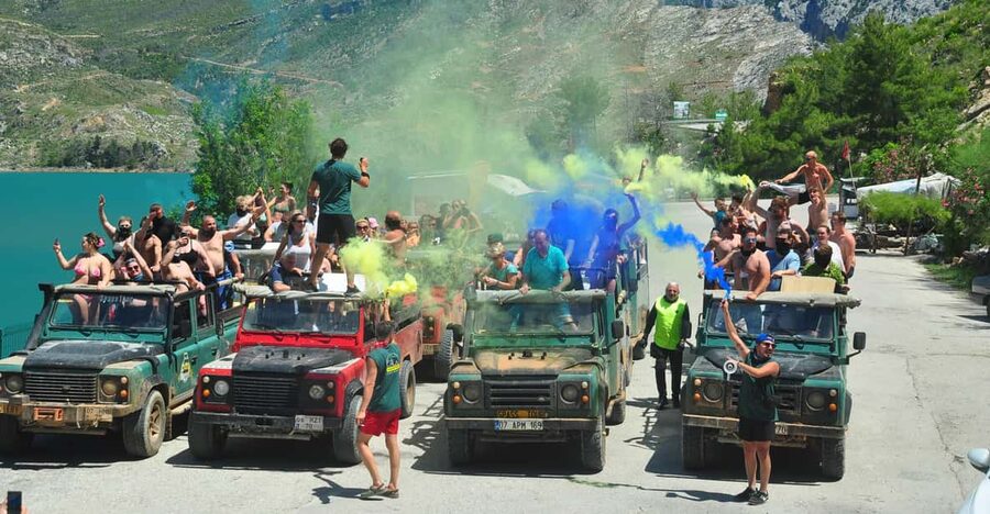 Jeep Safari-Lunch-Boat-Canyon-Waterfall-Foam,Water Party - Getting started in a shared jeep