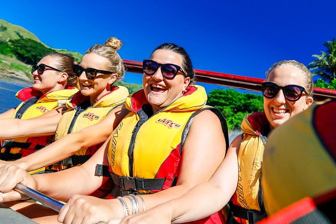Jet Boat Safari on the Sigatoka River - From Nakaracia jetty to the first fast run