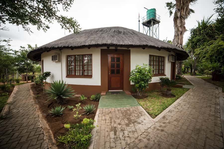 Johannesburg: 3-Day Classic Kruger National Park Safari Tour - Day two: Orpen Gate and the Satara region