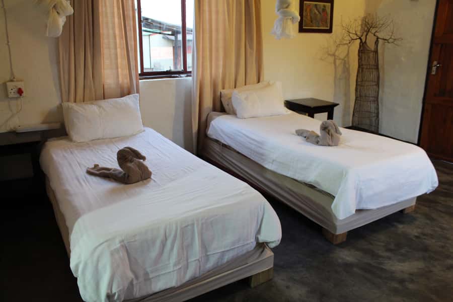 Johannesburg: Affordable 3 Day Kruger Park Safari - Day 3: A Klaserie River walk and the Three Rondawels