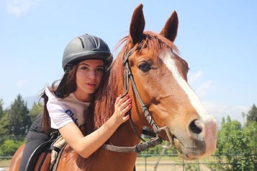 Kemer Horse Safari, pick up from Kiris, Beldibi, Goynuk - Who will enjoy this horse safari