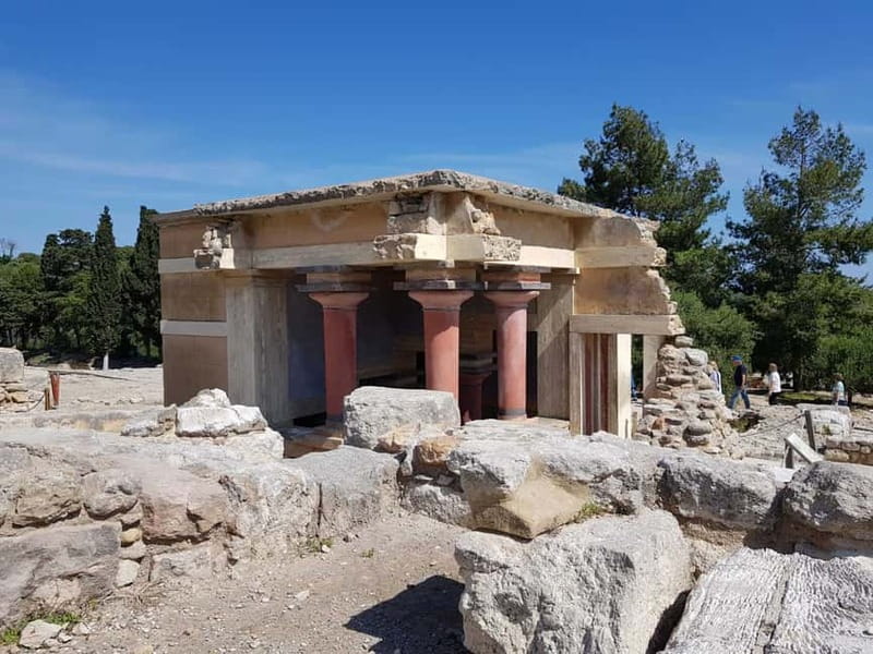 Knossos Palace and Pottery experience. Excursion Safari - Why this combination works