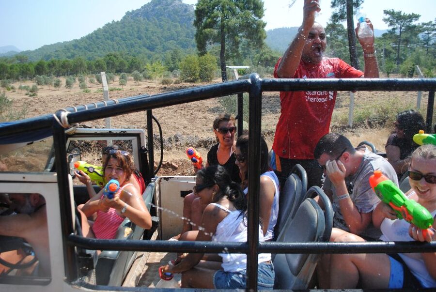 Kusadasi Jeep Safari w/ Lunch and Water Fight - Echo Valley: A Quick Stop with a Simple Trick