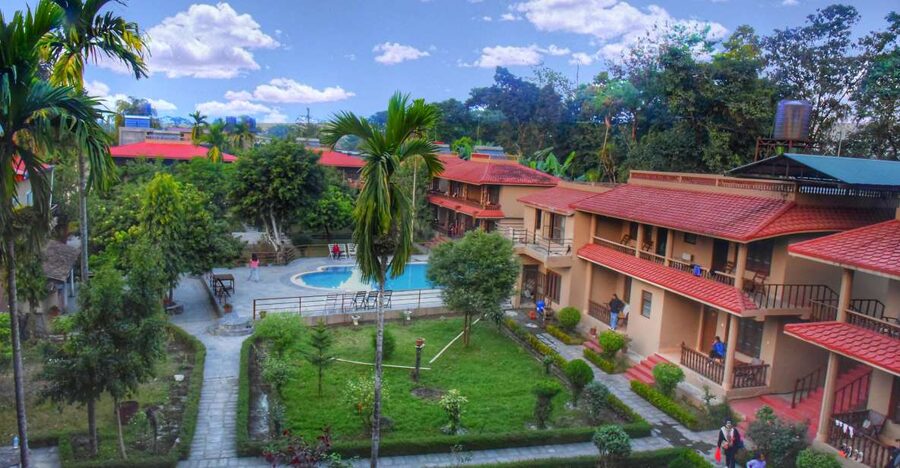 Luxury Chitwan Jungle Safari Package (2Nights/3Days) Resort - Key points at a glance