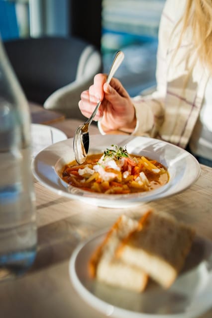 Lyngen: Snowmobile Safari with Lunch in seaside Restaurant - Should you book the Lyngen snowmobile safari?