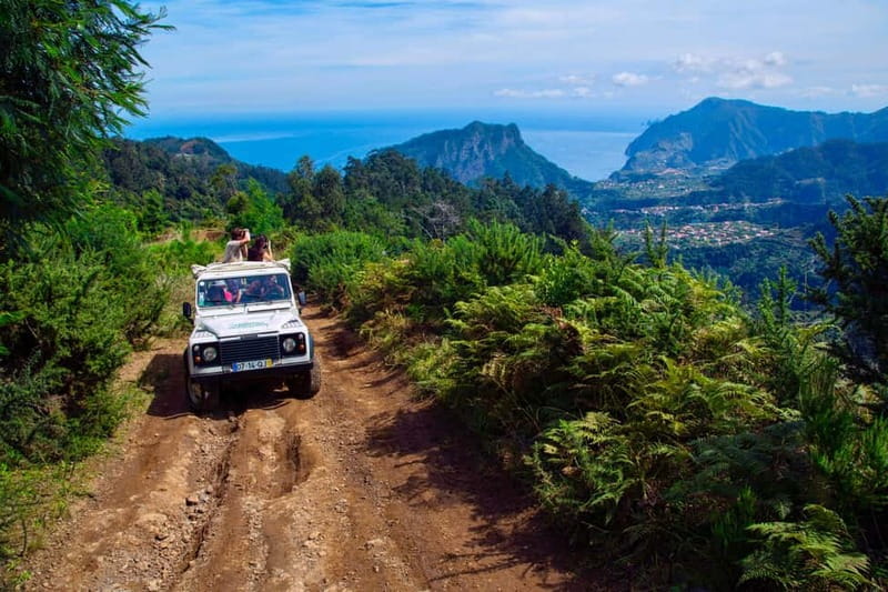 Madeira: Santana Jeep Safari and Referta Levada Walk - Pico do Areeiro at 1,818 metres
