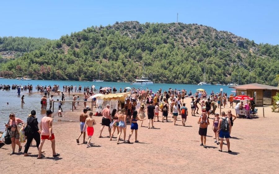 Marmaris: Jeep Safari Adventure Trip With Lunch - The waterfall stop: pretty, cold, and busy