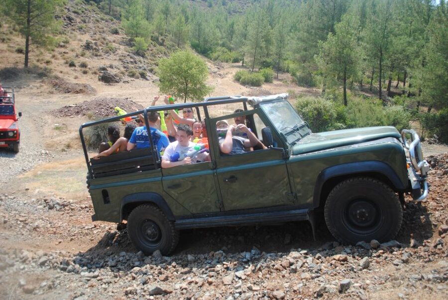 Marmaris Jeep Safari Water Fight, Colour and Foam Party - The 45-minute break near Hisarönü