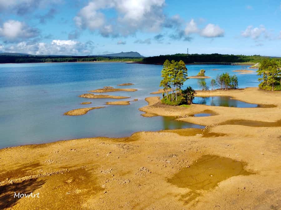 Mauritius: Guided Trip to the Southwest with Safari Tour - Trou Aux Cerfs and the green Curepipe view