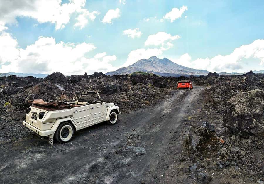 Mount Batur: Private Volkswagen Volcano Safari - The Mt. Batur Lounge and a welcome hot drink