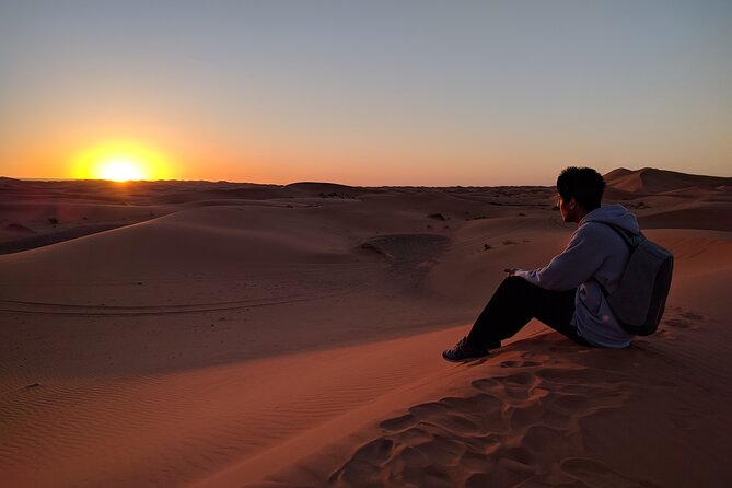 No Rush Desert Safari: 6-Hour Adventure & Inland Sea Relaxation - Camel riding and sandboarding