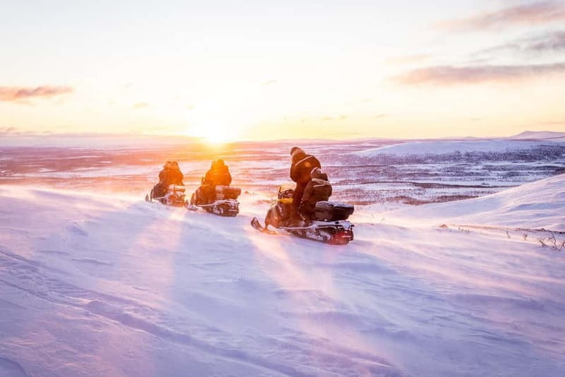 Once-in-a-lifetime Snowmobile Safari to Lapland Viewpoint - Arctic clothing makes a real difference