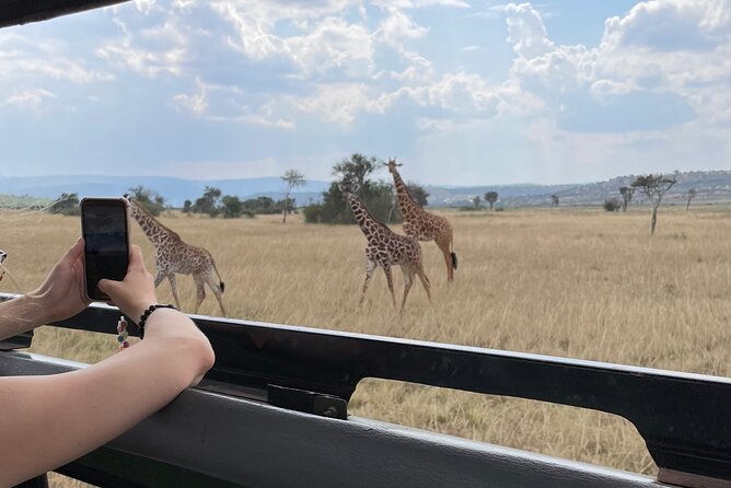 One Day Akagera Wildlife Safari - The early pickup and road to the park