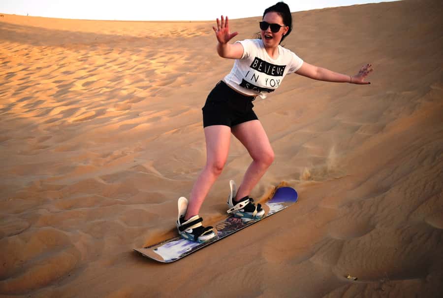 Overnight Dubai Desert Safari with BBQ Dinner - Sunrise and Arabian breakfast