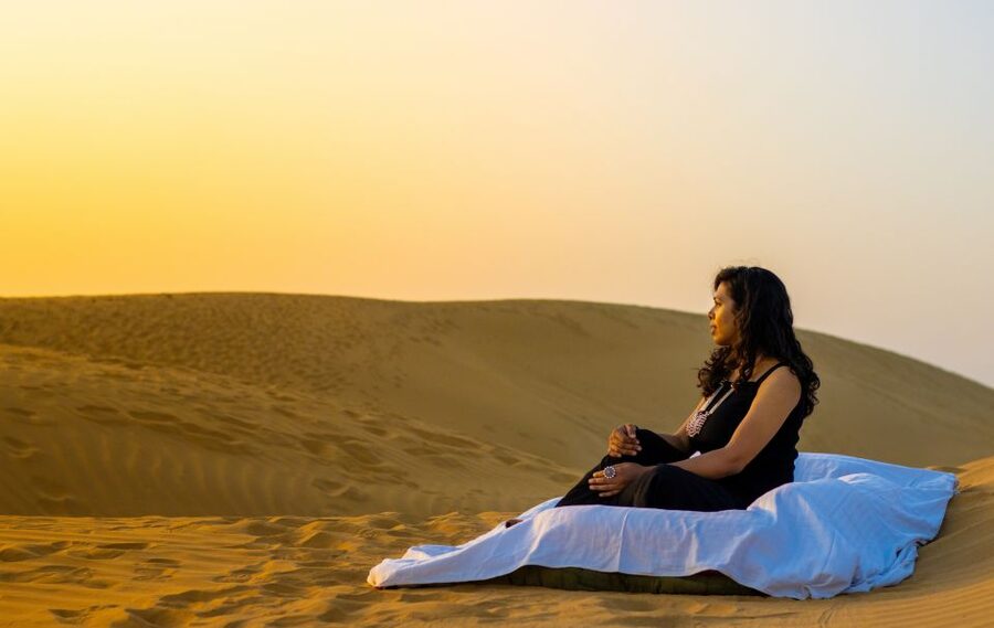 Peeps Billions of Star Experience with Desert & Camel Safari - Sleeping beneath stars and moonlight