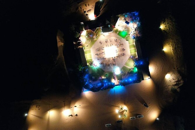 Premium Desert Safari, food Service with 4 alcoholics drinks - The evening shows at the camp