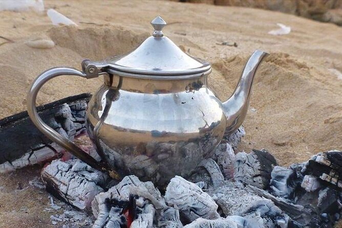 Private 2 Days Jeep Safari to White Desert and Bahariya Oasis - Camping, dinner, and desert stars