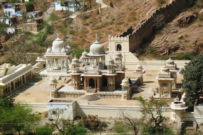 Private Full Day Jaipur Tour by Tuk-Tuk - Royal Gaitor, a quiet marble pause