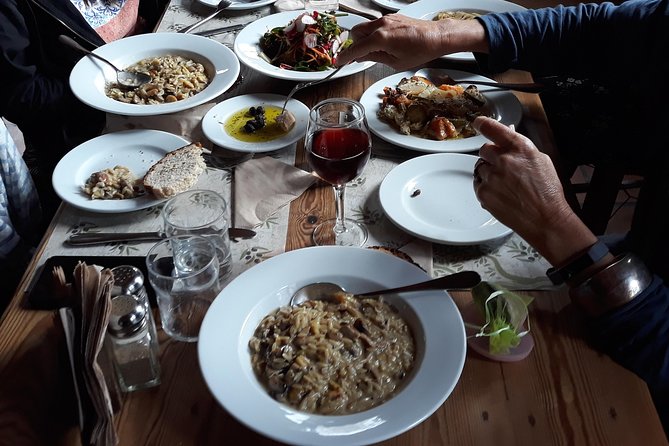 Private - Jeep Safari Tour with Lunch and Tastings - Riding through Sebronas Gorge in a private 4WD