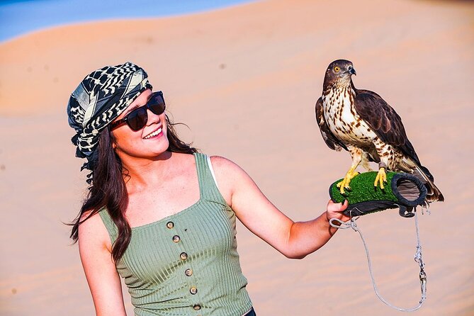 Private Premium Desert Safari 4x4 Vehicle with BBQ Dinner - DUBAI - An international BBQ dinner under the sky