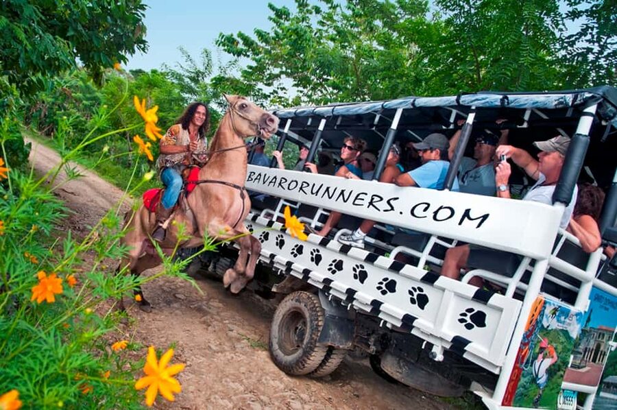 Punta Cana: Bavaro Runners Safari Tour - Leaving Punta Cana for the Dominican countryside