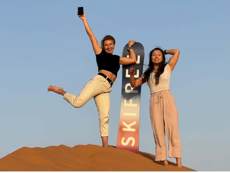 Riyadh: Red Sand Dunes (Safari trip) - Walking the dunes at a slower pace
