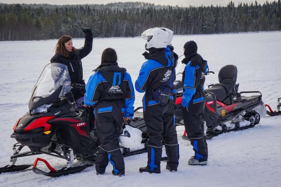 Rovaniemi: Drive New 2025 Snowmobiles on Arctic Safari & BBQ - The barbecue is part of the experience