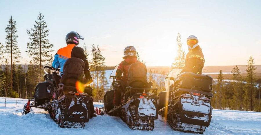 Rovaniemi: Snowmobile Safari Adventure - Getting dressed for an Arctic ride