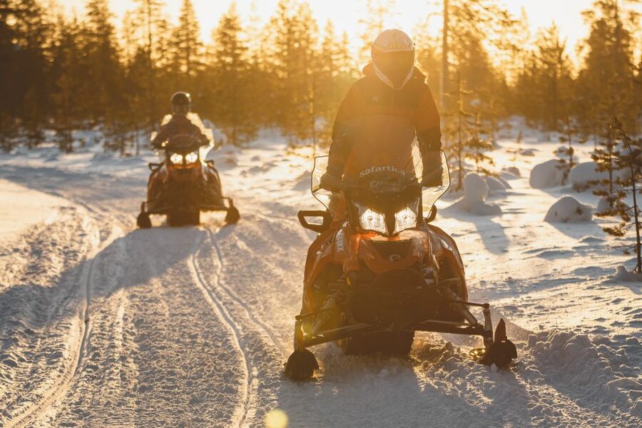 Rovaniemi: Snowmobile Safari to Arctic Snow Hotel - Timing, pickup, and the cost of being late