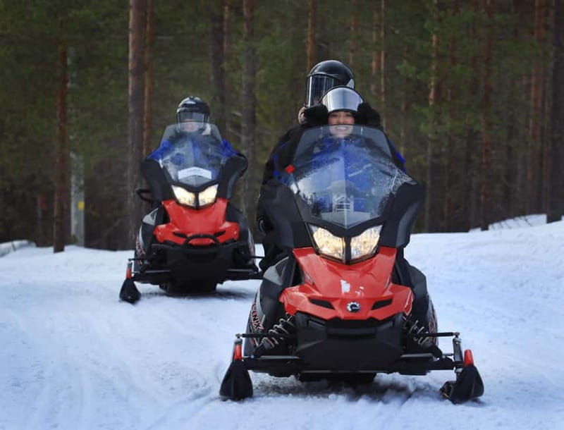 Saariselka: Snowmobile Safari on Tundra with BBQ - Shared driving and the solo upgrade
