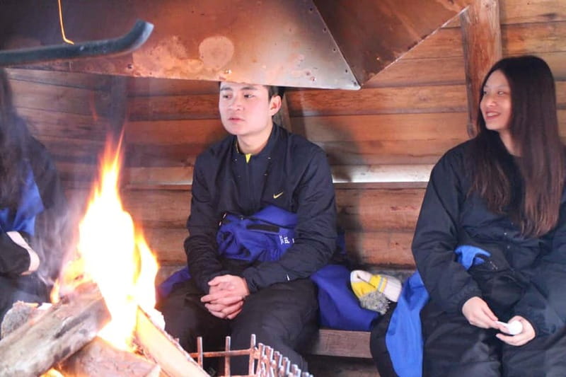 Saariselka: Snowmobile Safari on Tundra with BBQ - The forest hut is more than a quick snack