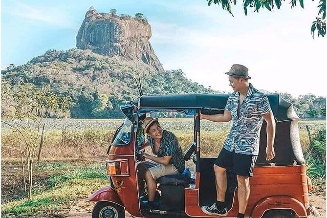 Safari Adventure in Minneriya national Park Sri Lanka - A private jeep is a real advantage