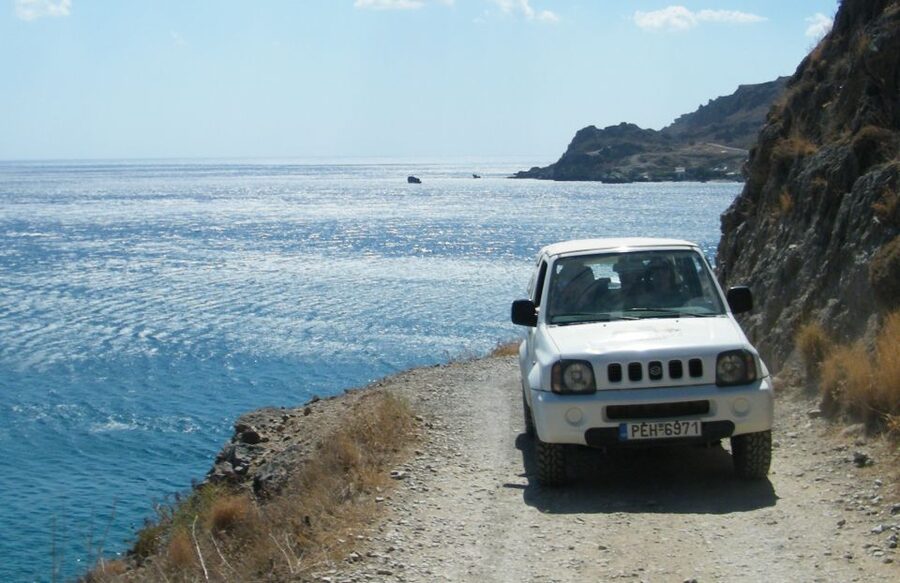 Self-Drive Jeep Safari to South Coast, Palm Beach & Canyons - The guide can make or break the day