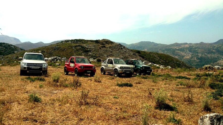 Self-Drive Jeep Safari to South Coast, Palm Beach & Canyons - Open-top views and the first scenic stops