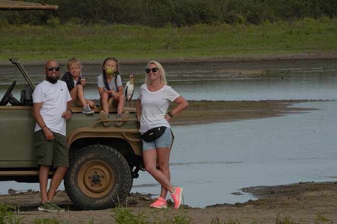 Selous Luxury Day Safari with Photographer - A photographer can change the quality of the day