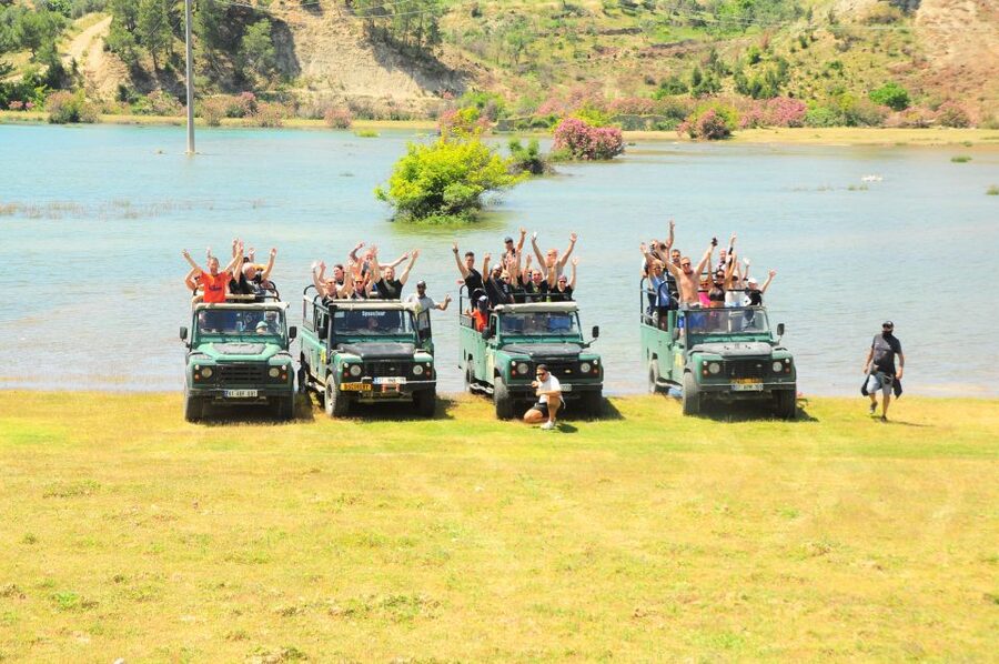 Side: Green Canyon and Waterfall Jeep Safari with Lunch - Key points at a glance