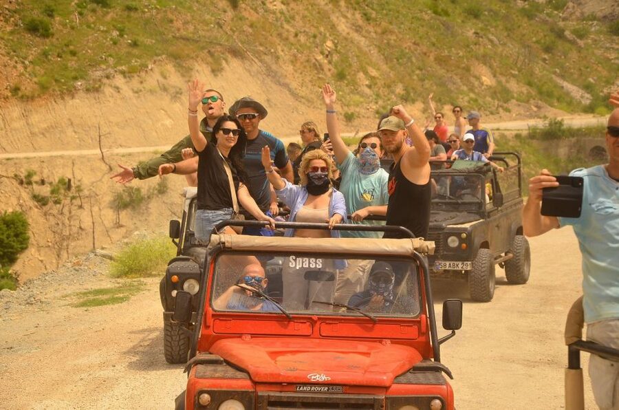 Side: Green Canyon and Waterfall Jeep Safari with Lunch - Who will enjoy this jeep safari most