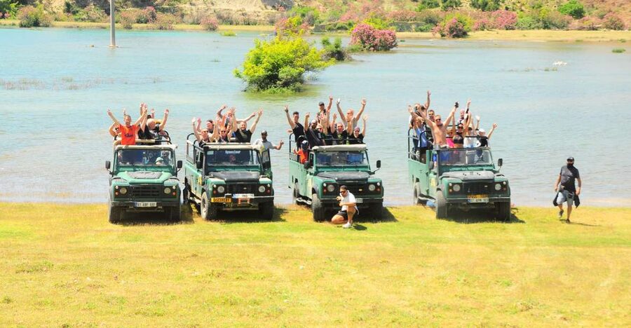 Side: Green Canyon and Waterfall Jeep Safari with Lunch - Roman aqueducts and roadside photo stops
